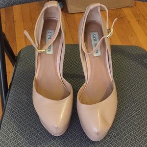 Steve Madden Pumps